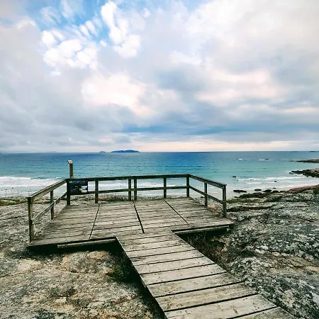 Aldea Y Playa * O Grove